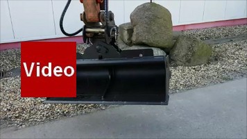 Grabenräumschaufel hydraulisch schwenkbar