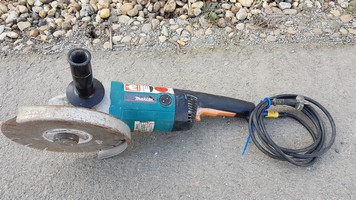 Winkelschleifer Makita 230er