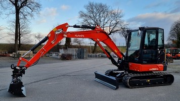 Kompaktbagger Kubota KX060-5