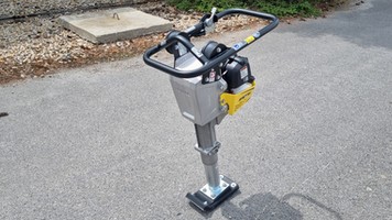 Vibrationsstampfer Bomag BT 30